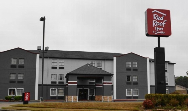 Red Roof Inn & Suites Little Rock image 13