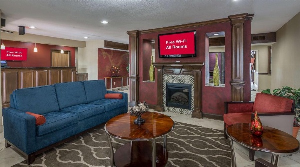 Red Roof Inn & Suites Little Rock image 3